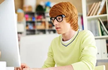 围绕公平公正的游戏环境，保障玩家权益，亿万28持续打磨更优质的服务。 - 亿万28