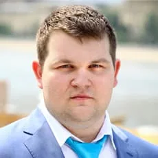 围绕公平公正的游戏环境，保障玩家权益，亿万28持续打磨更优质的服务。 - 亿万28